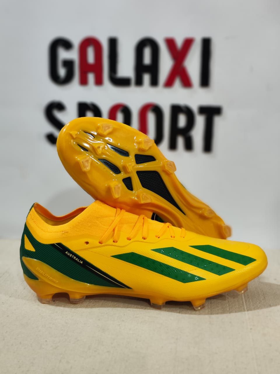 کفش فوتبال آدیداس مدل ایکس کریزی فست رنگ زرد