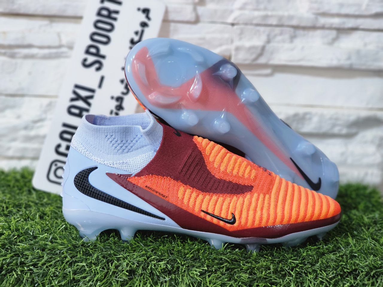 کفش فوتبال نایک مدل فانتوم GX 3 رنگ سفید نارنجی